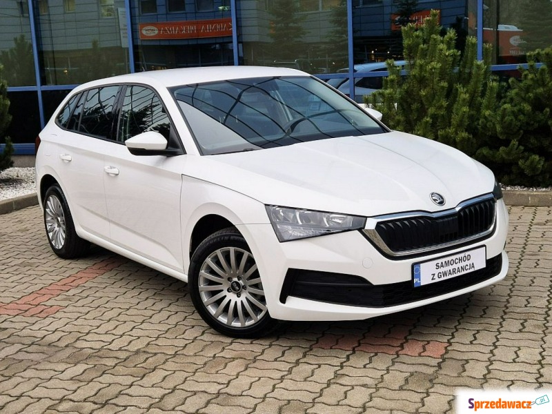 Skoda Scala  Hatchback 2023,  1.0 benzyna - Na sprzedaż za 51 500 zł - Warszawa