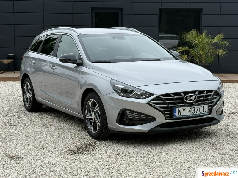 Hyundai i30  Kombi 2022,  1.5 benzyna - Na sprzedaż za 74 800 zł - Pęcice