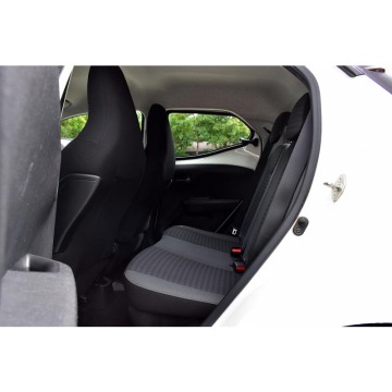 Toyota Aygo  Hatchback 2019,  1.0 benzyna - Na sprzedaż za 34 900 zł - Warszawa - zdjęcie 6