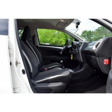Toyota Aygo  Hatchback 2019,  1.0 benzyna - Na sprzedaż za 34 900 zł - Warszawa - zdjęcie 8