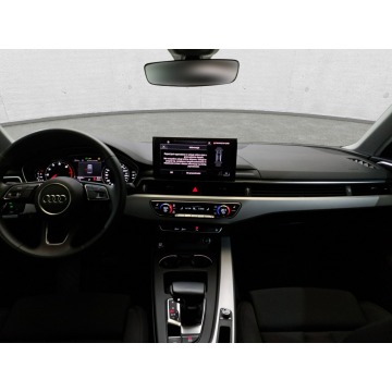 Audi A4  Sedan/Limuzyna 2023,  2.0 benzyna, automat - Na sprzedaż za 144 045 zł - Komorniki - zdjęcie 9