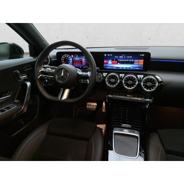 Mercedes - Benz A-klasa  Hatchback 2024,  1.3 benzyna, automat - Na sprzedaż za 136 940 zł - Komorniki - zdjęcie 10