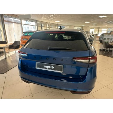 Skoda Superb  Kombi 2026,  2.0 diesel, automat - Na sprzedaż za 176 971 zł - Warszawa - zdjęcie 5