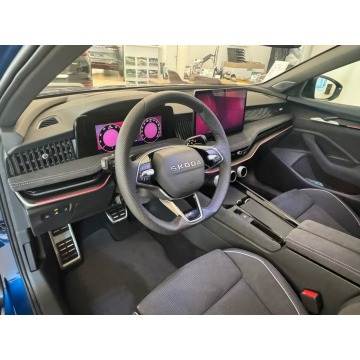 Skoda Superb  Kombi 2026,  2.0 diesel, automat - Na sprzedaż za 176 971 zł - Warszawa - zdjęcie 9
