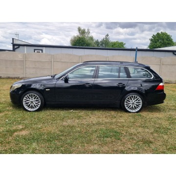 BMW Seria 5  Kombi 2004,  2.5 diesel - Na sprzedaż za 7 000,00 zł - Strobice - zdjęcie 3