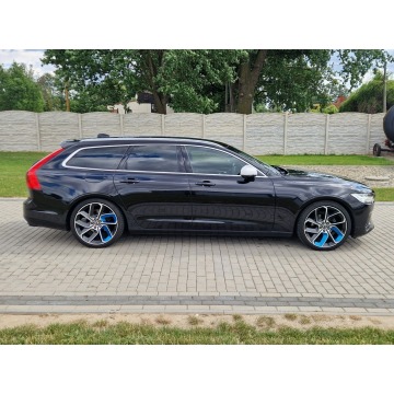 Volvo V90  Kombi 2017,  2.0 diesel, automat - Na sprzedaż za 75 500 zł - Strobice - zdjęcie 10