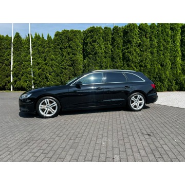 Audi A4  Kombi 2022,  2.0 diesel, automat - Na sprzedaż za 75 800 zł - Baranowo - zdjęcie 2