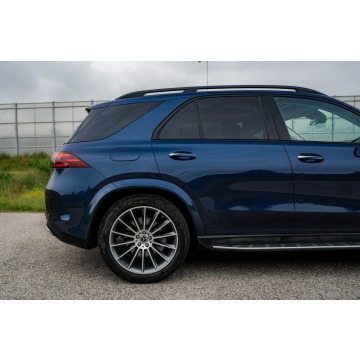 Mercedes - Benz GLE-klasa  SUV 2023,  2.0 benzyna, automat - Na sprzedaż za 365 000 zł - Warszawa - zdjęcie 8