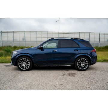 Mercedes - Benz GLE-klasa  SUV 2023,  2.0 benzyna, automat - Na sprzedaż za 365 000 zł - Warszawa - zdjęcie 10