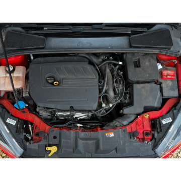 Ford Focus  Kombi 2017,  1.5 benzyna - Na sprzedaż za 35 399 zł - Tychy - zdjęcie 11