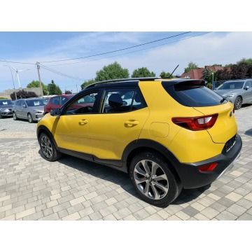 Kia Stonic 2018,  1.4 benzyna - Na sprzedaż za 45 900 zł - Twardów - zdjęcie 5