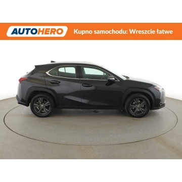 Lexus UX  SUV 2023,  2.0 hybryda, automat - Na sprzedaż za 107 900 zł - Warszawa - zdjęcie 9