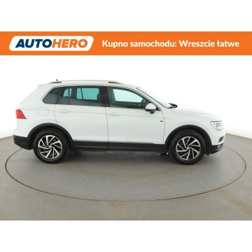 Volkswagen Tiguan  SUV 2018,  2.0 diesel - Na sprzedaż za 65 900 zł - Warszawa - zdjęcie 9