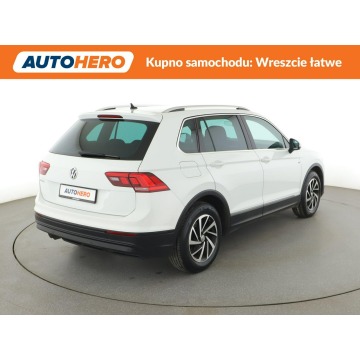 Volkswagen Tiguan  SUV 2018,  2.0 diesel - Na sprzedaż za 65 900 zł - Warszawa - zdjęcie 7