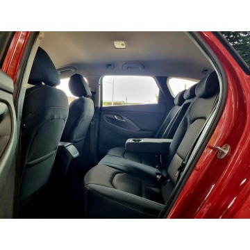 Hyundai i30  Kombi 2018,  1.6 diesel - Na sprzedaż za 38 900 zł - Szczecin - zdjęcie 10