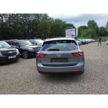 Opel Insignia  Kombi 2017,  2.0 diesel, automat - Na sprzedaż za 44 800 zł - Słupsk - zdjęcie 4