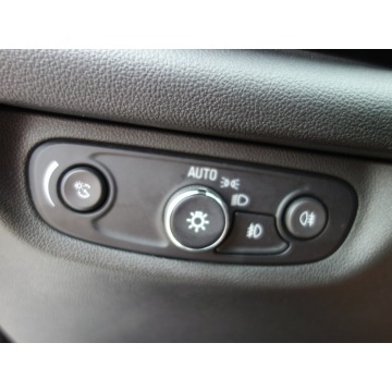 Opel Insignia  Kombi 2017,  2.0 diesel, automat - Na sprzedaż za 44 800 zł - Słupsk - zdjęcie 12