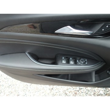 Opel Insignia  Kombi 2017,  2.0 diesel, automat - Na sprzedaż za 44 800 zł - Słupsk - zdjęcie 11