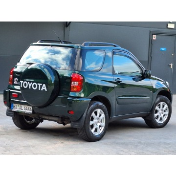 Toyota   SUV 2005,  2.0 benzyna - Na sprzedaż za 35 900 zł - Olsztyn - zdjęcie 2