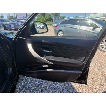 BMW Seria 3  Sedan/Limuzyna 2014,  2.0 diesel, automat - Na sprzedaż za 37 900 zł - Słupsk - zdjęcie 12