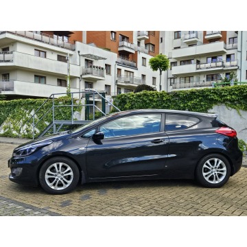 Kia Ceed  Hatchback 2013,  1.6 benzyna - Na sprzedaż za 31 500 zł - Tarnowskie Góry - zdjęcie 2