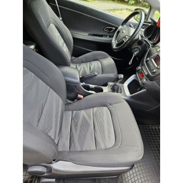 Kia Ceed  Hatchback 2013,  1.6 benzyna - Na sprzedaż za 31 500 zł - Tarnowskie Góry - zdjęcie 12