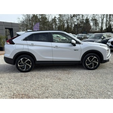 Mitsubishi Eclipse Cross  SUV 2021,  2.4 hybryda, automat - Na sprzedaż za 99 999 zł - Pęcice - zdjęcie 2