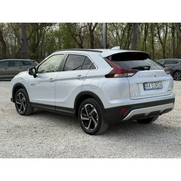 Mitsubishi Eclipse Cross  SUV 2021,  2.4 hybryda, automat - Na sprzedaż za 99 999 zł - Pęcice - zdjęcie 5