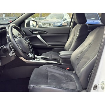Mitsubishi Eclipse Cross  SUV 2021,  2.4 hybryda, automat - Na sprzedaż za 99 999 zł - Pęcice - zdjęcie 12