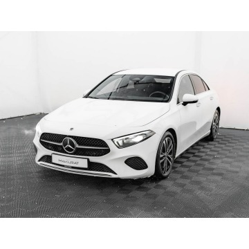 Mercedes - Benz A-klasa  Sedan/Limuzyna 2023,  2.0 diesel, automat - Na sprzedaż za 97 500 zł - Gdańsk - zdjęcie 2