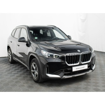 BMW X1  SUV 2023,  2.0 diesel, automat - Na sprzedaż za 142 900 zł - Gdańsk - zdjęcie 3