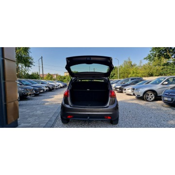 Kia Venga  Hatchback 2016,  1.4 benzyna - Na sprzedaż za 34 900 zł - Płock - zdjęcie 8