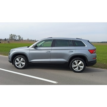 Skoda Kodiaq  SUV 2017,  2.0 benzyna, automat - Na sprzedaż za 73 000 zł - Słupca - zdjęcie 3