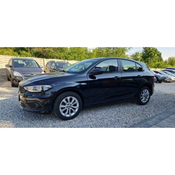Fiat Tipo  Hatchback 2017,  1.4 benzyna - Na sprzedaż za 30 900 zł - Płock - zdjęcie 3