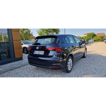 Fiat Tipo  Hatchback 2017,  1.4 benzyna - Na sprzedaż za 30 900 zł - Płock - zdjęcie 10