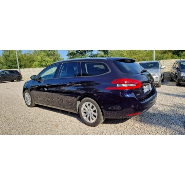 Peugeot 308  Kombi 2018,  1.6 diesel - Na sprzedaż za 27 900 zł - Płock - zdjęcie 4