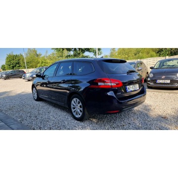 Peugeot 308  Kombi 2018,  1.6 diesel - Na sprzedaż za 27 900 zł - Płock - zdjęcie 5