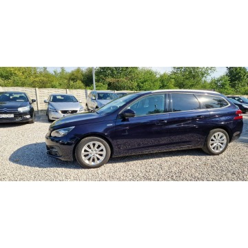 Peugeot 308  Kombi 2018,  1.6 diesel - Na sprzedaż za 27 900 zł - Płock - zdjęcie 2