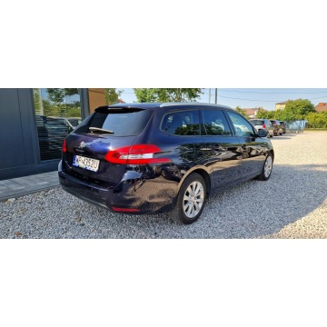 Peugeot 308  Kombi 2018,  1.6 diesel - Na sprzedaż za 27 900 zł - Płock - zdjęcie 12