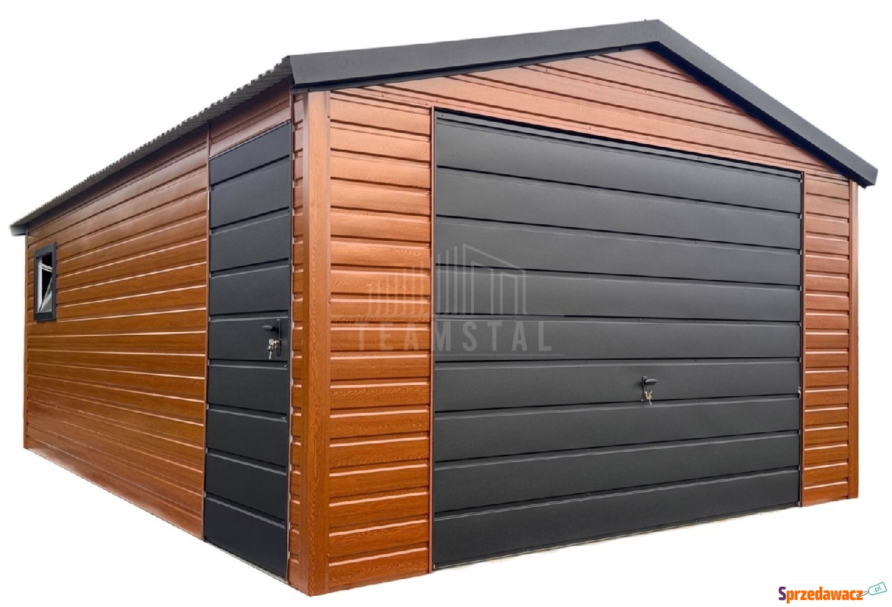 Garaż blaszany 5x6 m - brama u...