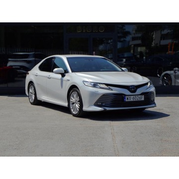 Toyota Camry  Sedan/Limuzyna 2020,  2.5 hybryda, automat - Na sprzedaż za 99 899 zł - Warszawa - zdjęcie 2