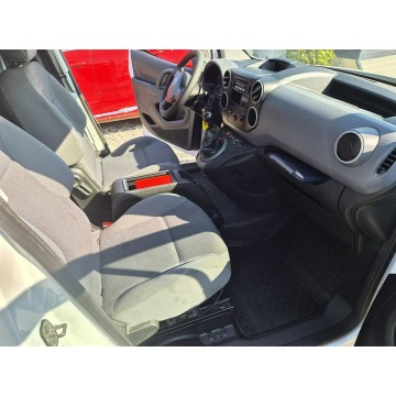 Peugeot Partner 2015,  1.6 diesel - Na sprzedaż za 23 247 zł - Kutno - zdjęcie 7