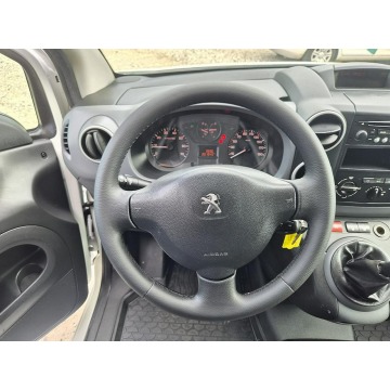 Peugeot Partner 2015,  1.6 diesel - Na sprzedaż za 23 247 zł - Kutno - zdjęcie 12