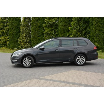 Volkswagen Golf  Kombi 2019,  2.0 diesel, automat - Na sprzedaż za 42 900 zł - Ostrów Mazowiecka - zdjęcie 4