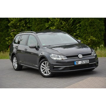 Volkswagen Golf  Kombi 2019,  2.0 diesel, automat - Na sprzedaż za 42 900 zł - Ostrów Mazowiecka - zdjęcie 9