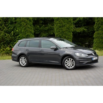 Volkswagen Golf  Kombi 2019,  2.0 diesel, automat - Na sprzedaż za 42 900 zł - Ostrów Mazowiecka - zdjęcie 10