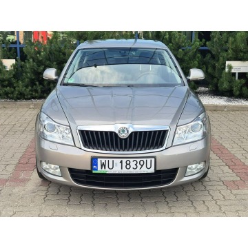 Skoda Octavia  Sedan/Limuzyna 2010,  1.2 benzyna, automat - Na sprzedaż za 17 999 zł - Warszawa - zdjęcie 12