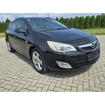 Opel Astra  Kombi 2011,  1.3 diesel - Na sprzedaż za 13 900 zł - Kutno - zdjęcie 3