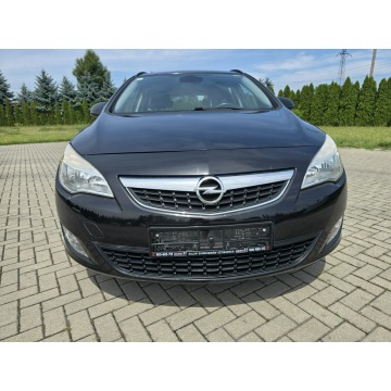 Opel Astra  Kombi 2011,  1.3 diesel - Na sprzedaż za 13 900 zł - Kutno - zdjęcie 5