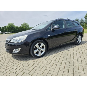 Opel Astra  Kombi 2011,  1.3 diesel - Na sprzedaż za 13 900 zł - Kutno - zdjęcie 7